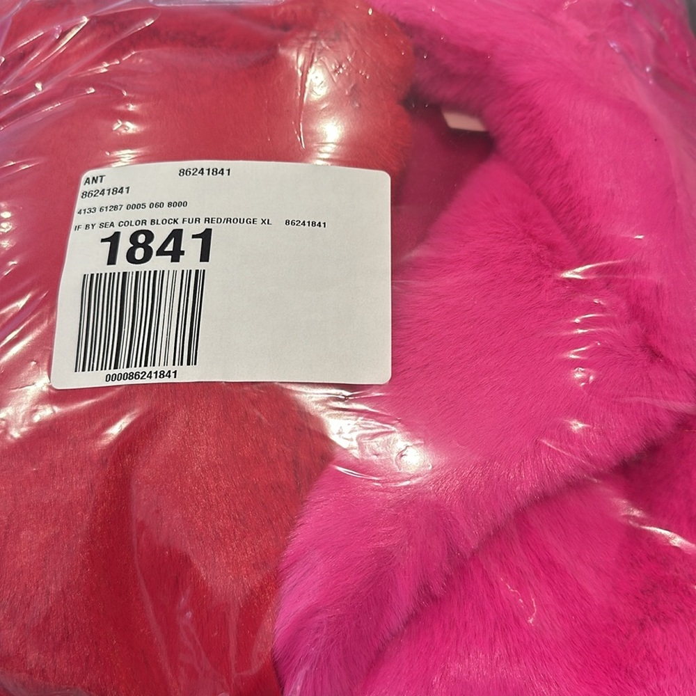Red Pink Colorblock faux fur coat - Picture 5 of 9